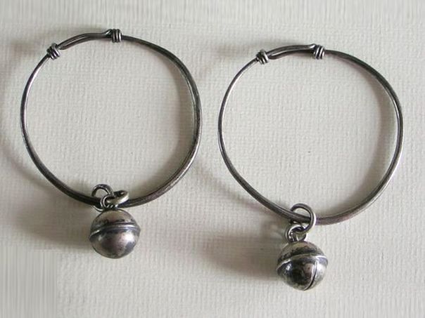 Baby bangles with bells – (8804)